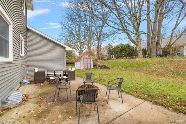 3416 Cooley Drive, Lansing, MI 48911