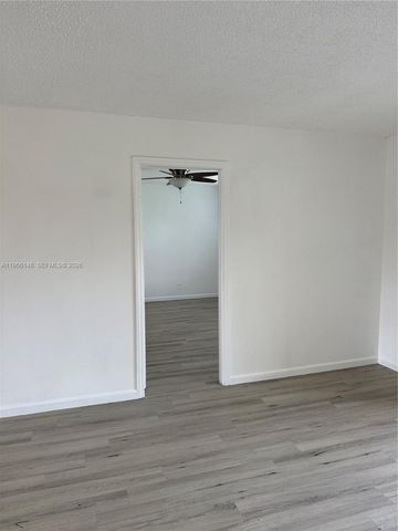 6301 N Fall Circle Drive 213, Lauderhill, FL 33319