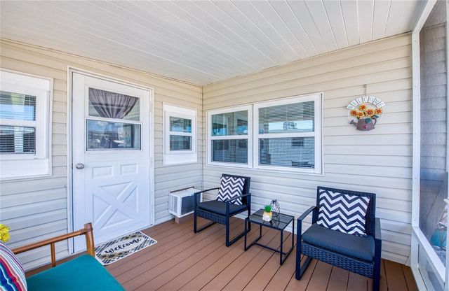 18675 US HIGHWAY 19 N 328, Clearwater, FL 33764