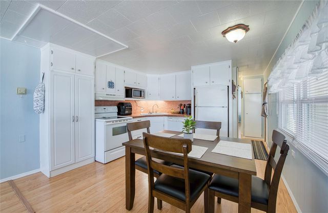 18675 US HIGHWAY 19 N 328, Clearwater, FL 33764