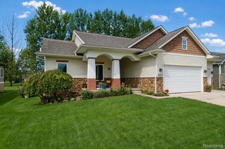16351 Silver Fox Circle, Fenton Charter Township, MI 48451