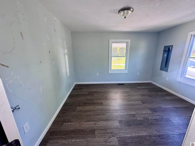 4557 Hendron Road, Paducah, KY 42003