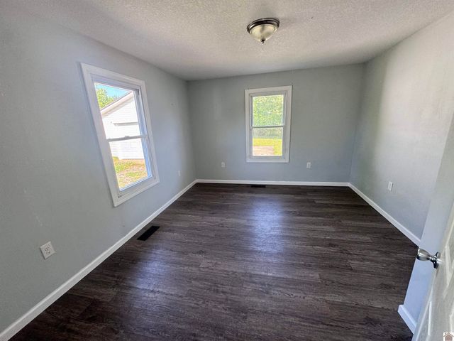 4557 Hendron Road, Paducah, KY 42003