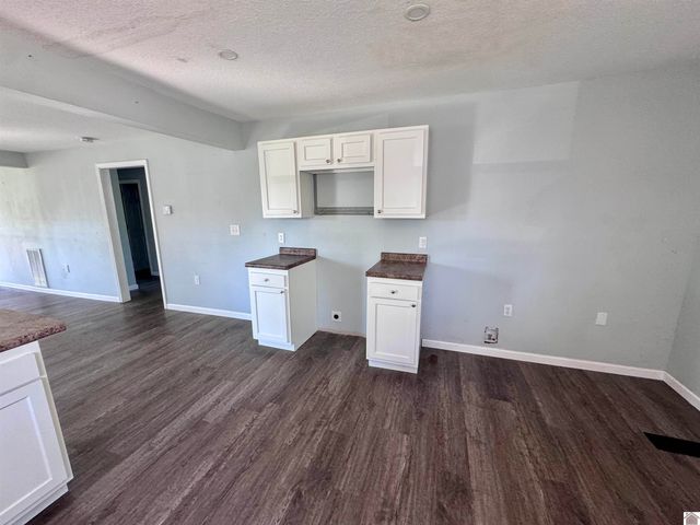 4557 Hendron Road, Paducah, KY 42003
