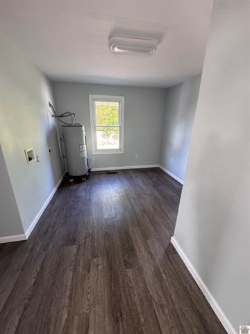 4557 Hendron Road, Paducah, KY 42003