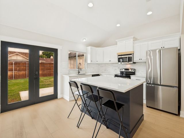 4433 Larner Street, The Colony, TX 75056