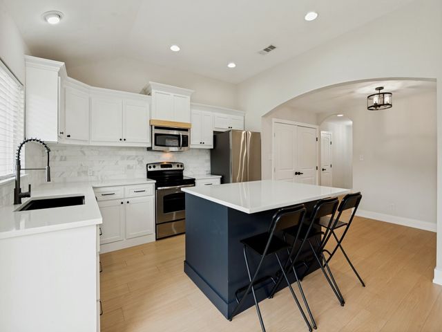 4433 Larner Street, The Colony, TX 75056