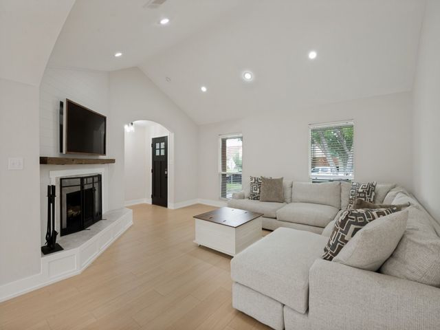 4433 Larner Street, The Colony, TX 75056