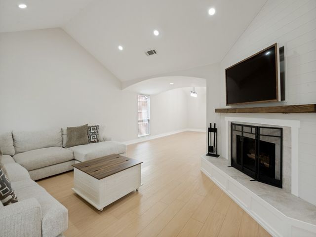 4433 Larner Street, The Colony, TX 75056