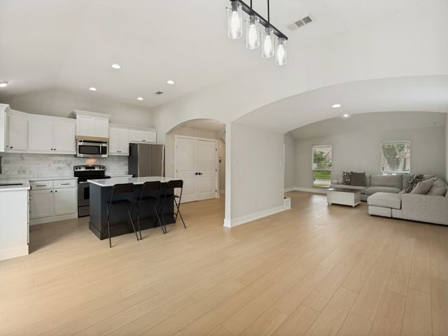 4433 Larner Street, The Colony, TX 75056