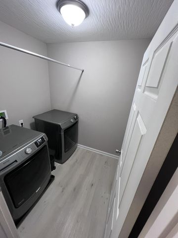 3330 Hamburg Road SW, Lancaster, OH 43130