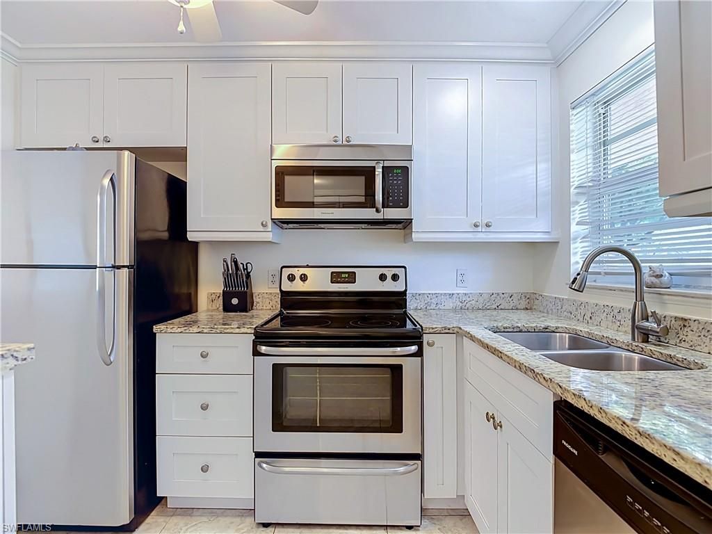 100 Forest Lakes BLVD 109, NAPLES, FL 34105 — photo 5