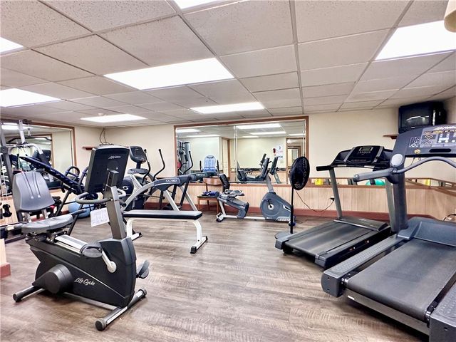 2505 East Avenue 704, Brighton, NY 14610