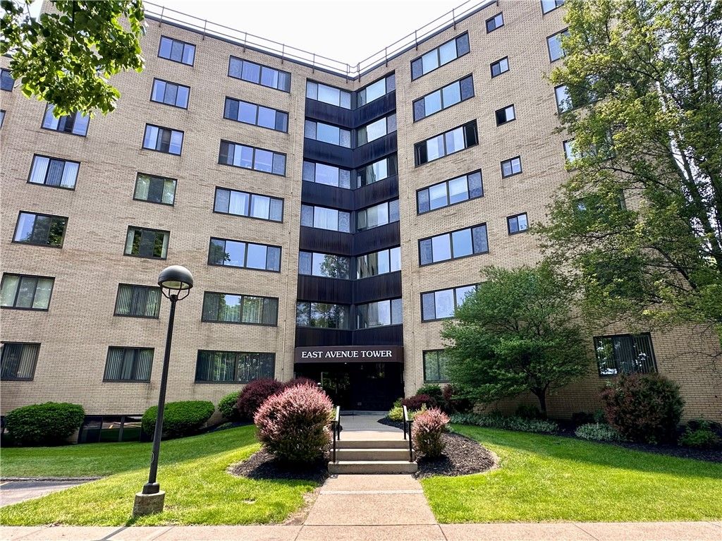 2505 East Avenue 704, Brighton, NY 14610