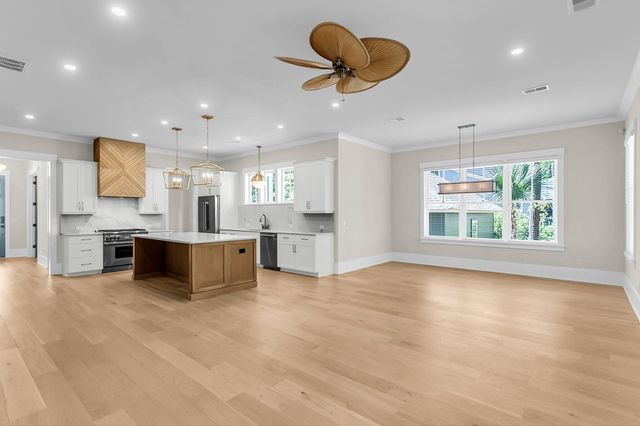 1527 John Fenwick Lane, Johns Island, SC 29455