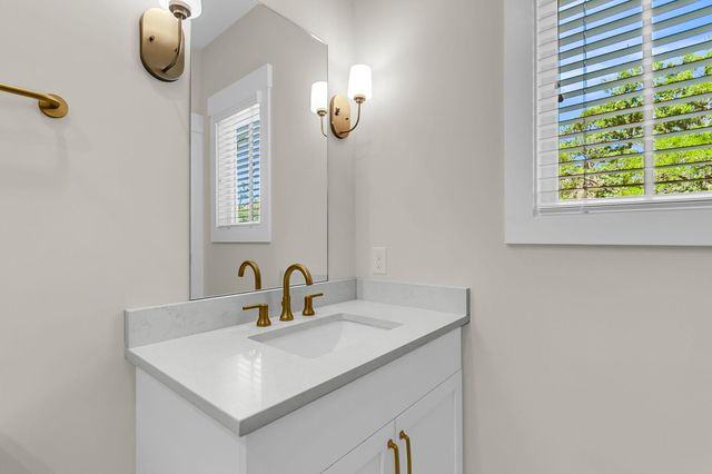 1527 John Fenwick Lane, Johns Island, SC 29455