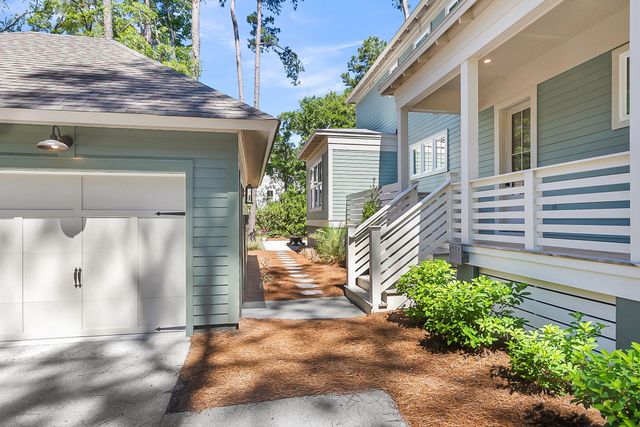 1527 John Fenwick Lane, Johns Island, SC 29455