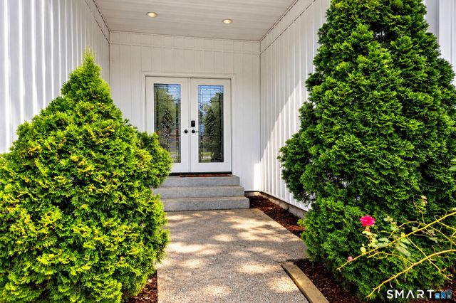18 Cedar Lane, Westbrook, CT 06498