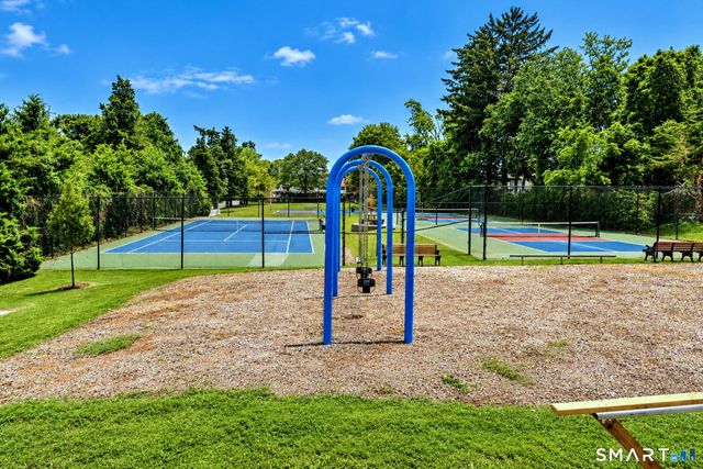 18 Cedar Lane, Westbrook, CT 06498