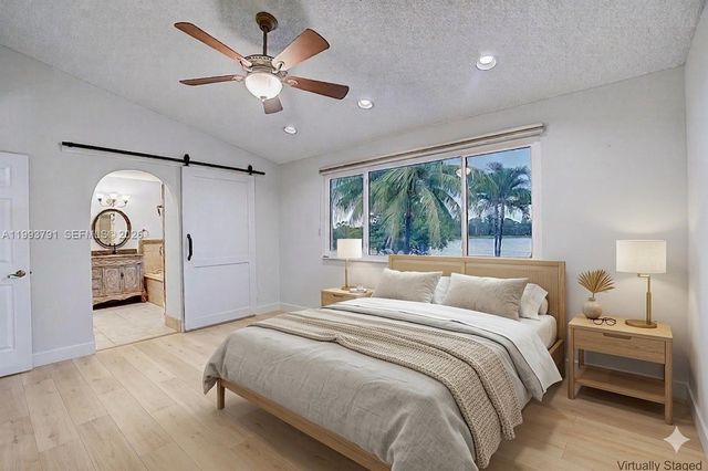 5204 NW 54th St, Coconut Creek, FL 33073