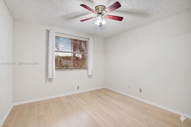 5204 NW 54th St, Coconut Creek, FL 33073