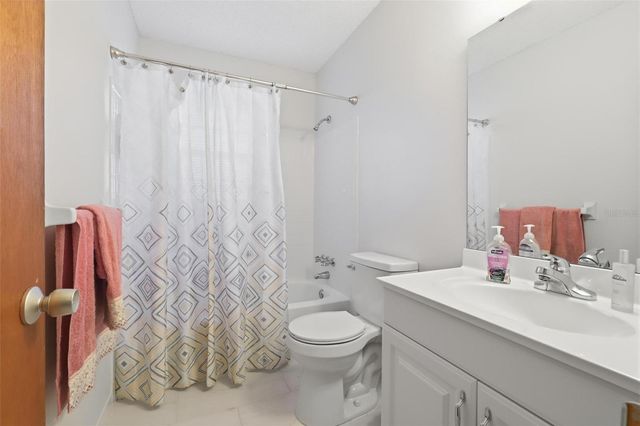 151 N HILL AVENUE 100, Deland, FL 32724