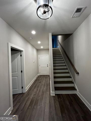 2011 Oak Lane NW, Atlanta, GA 30318