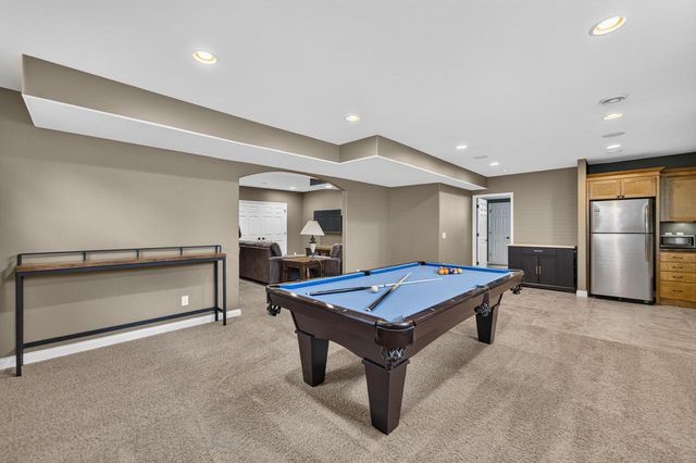 606 Pleasant Valley Parkway, Waunakee, WI 53597