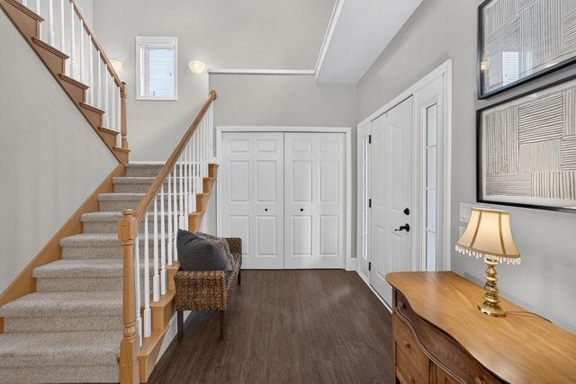 606 Pleasant Valley Parkway, Waunakee, WI 53597