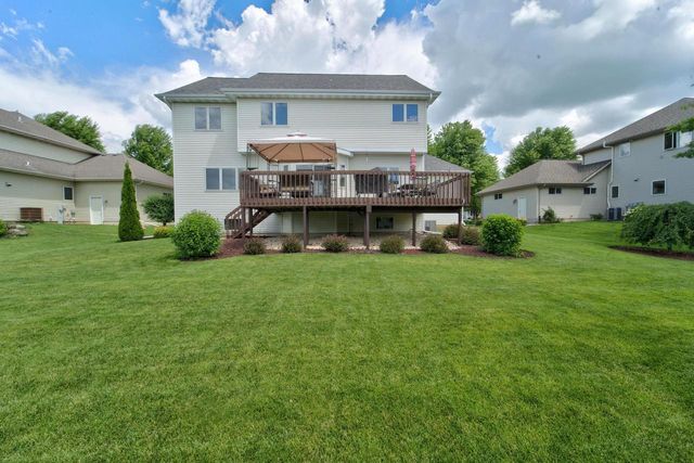 606 Pleasant Valley Parkway, Waunakee, WI 53597