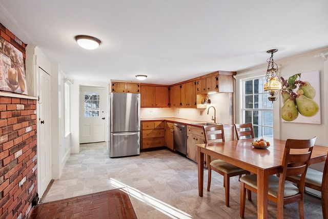 25 Bulkeley Rd center, Littleton, MA 01460