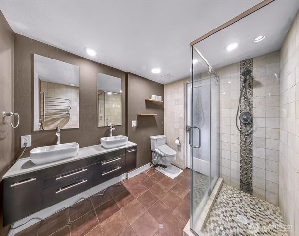 4711 116th Avenue SE, Bellevue, WA 98006