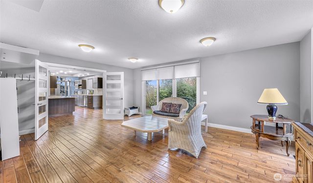 4711 116th Avenue SE, Bellevue, WA 98006