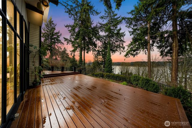 4711 116th Avenue SE, Bellevue, WA 98006