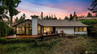 4711 116th Avenue SE, Bellevue, WA 98006