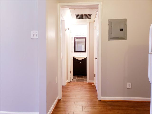 5722 Gaston Avenue B, Dallas, TX 75214