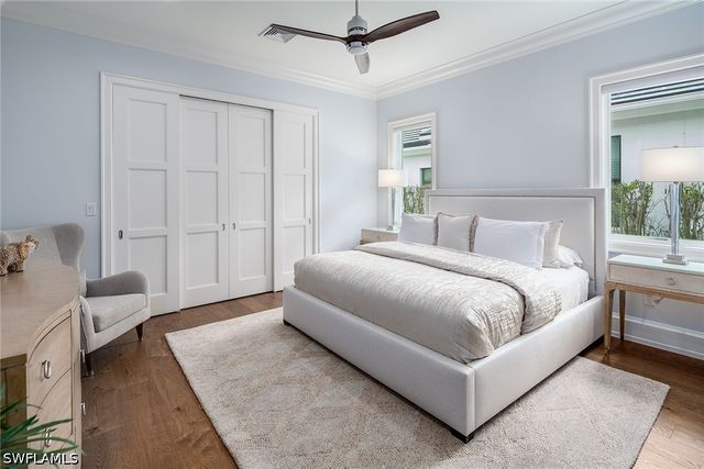 705 Wedge DR, Naples, FL 34103