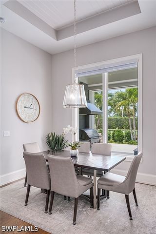 705 Wedge DR, Naples, FL 34103