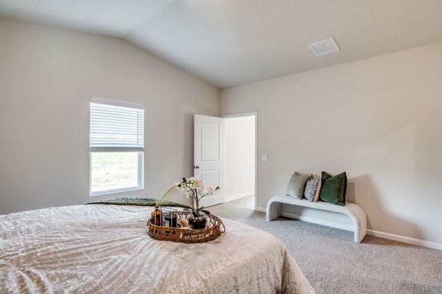 1506 N Sedgwick St, Garden Plain, KS 67050