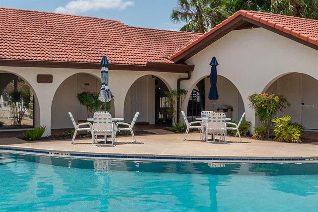 6201 COUNTRY CLUB DRIVE 21, Lake Wales, FL 33898
