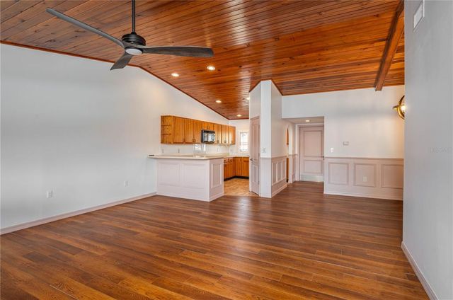 6201 COUNTRY CLUB DRIVE 21, Lake Wales, FL 33898