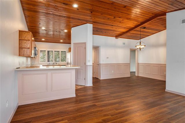 6201 COUNTRY CLUB DRIVE 21, Lake Wales, FL 33898