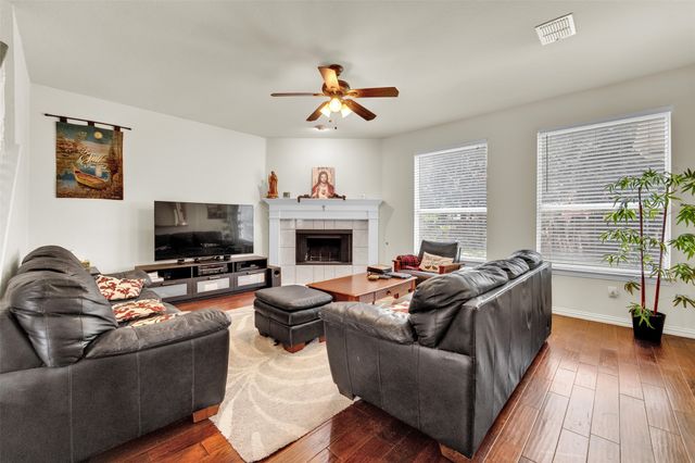 529 Abbey Court, Coppell, TX 75019