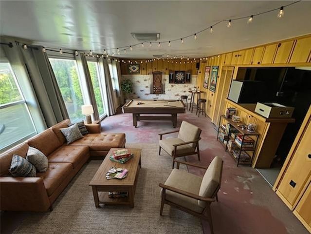 4101 4101 Mountain View Ave, Oakland, CA 94605