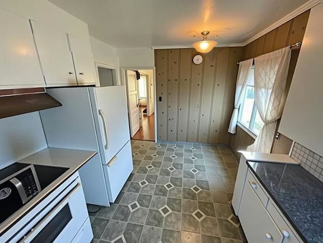 4101 4101 Mountain View Ave, Oakland, CA 94605