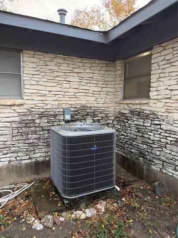 11311 Hunters LN, Austin, TX 78753