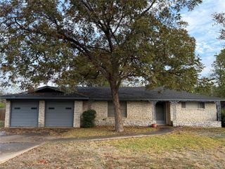 11311 Hunters LN, Austin, TX 78753
