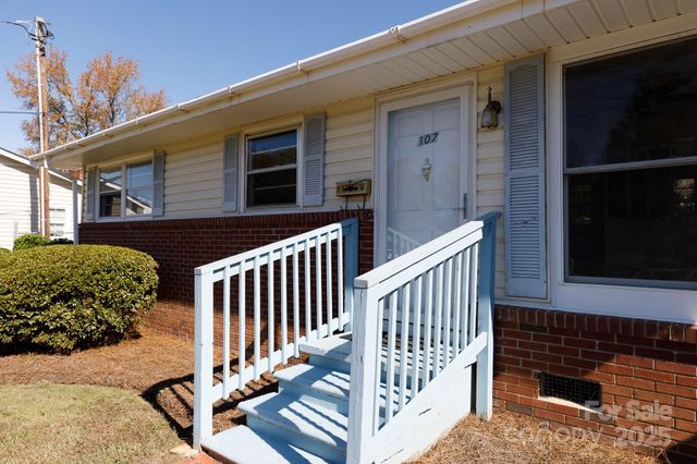 107 Mint Street, Clover, SC 29710