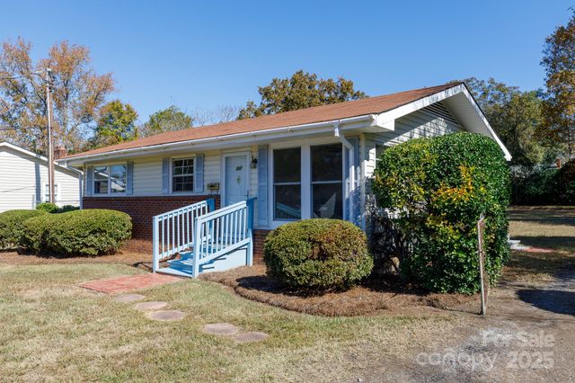 107 Mint Street, Clover, SC 29710