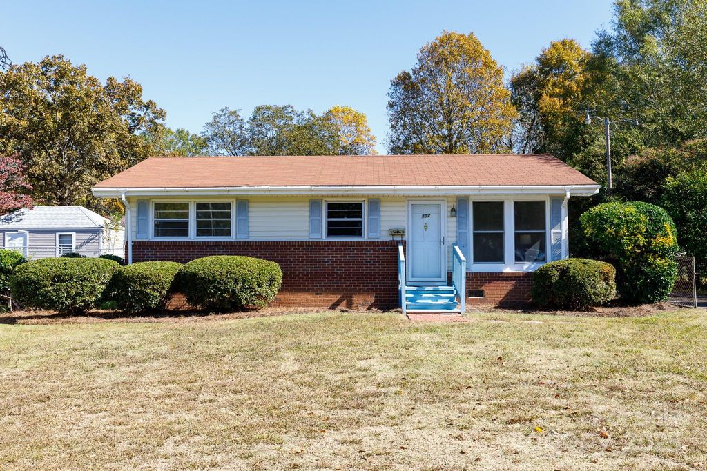107 Mint Street, Clover, SC 29710